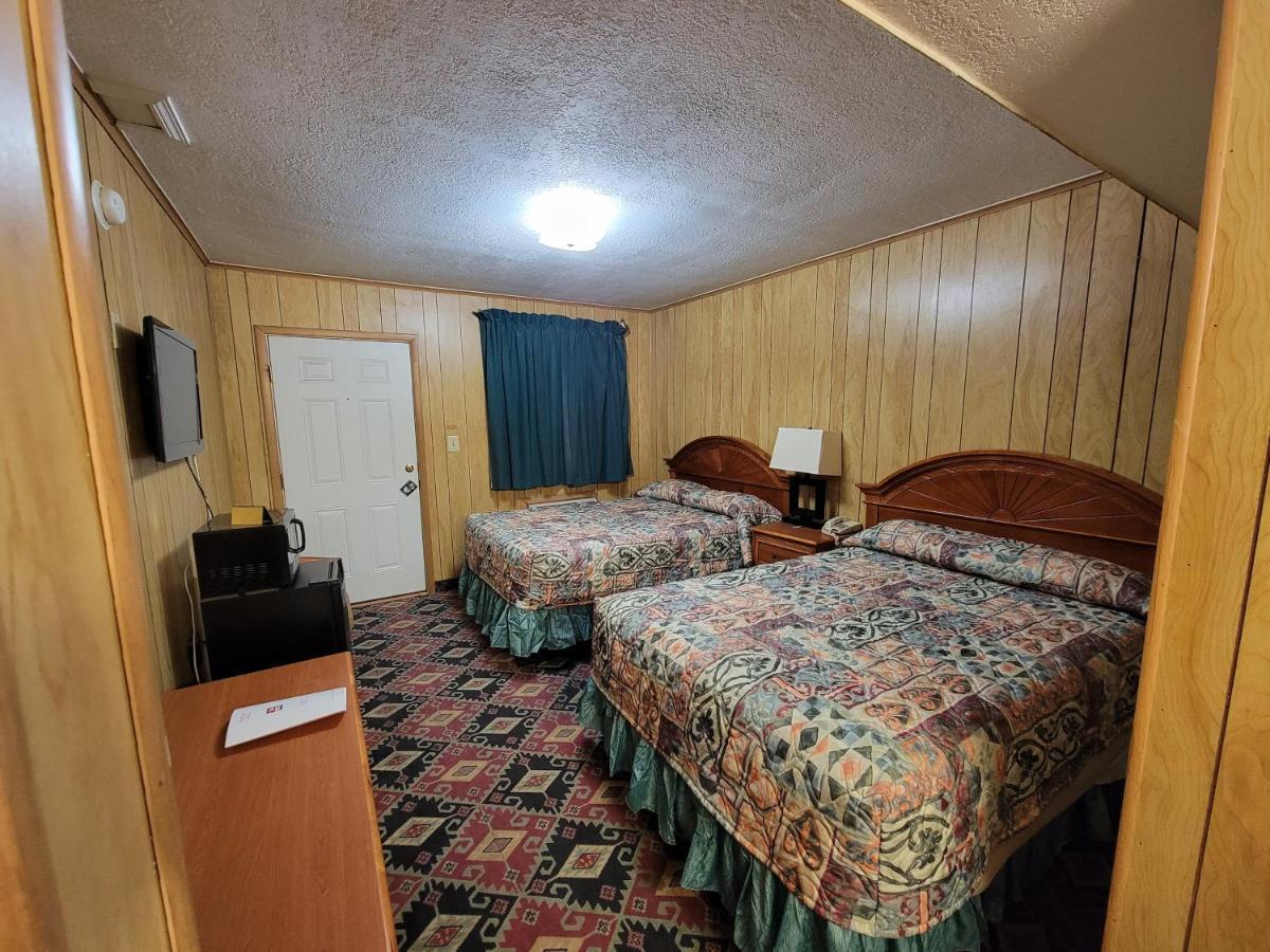 Eddy'S Motel Плезантон Екстер'єр фото